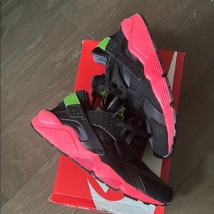 Nike Air Huarache Hyper Punch Sneakers